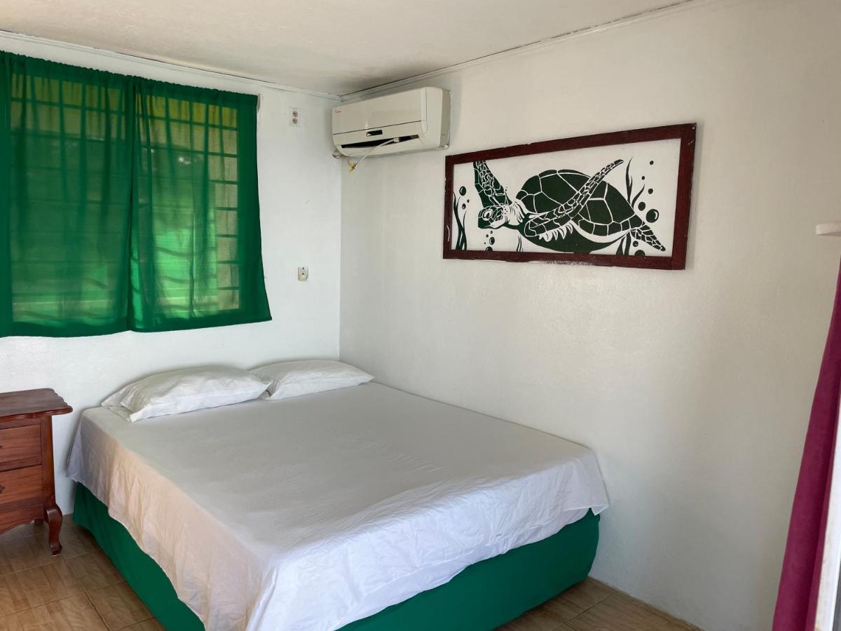 The Wave Hostel Corn Island Brig Bay المظهر الخارجي الصورة